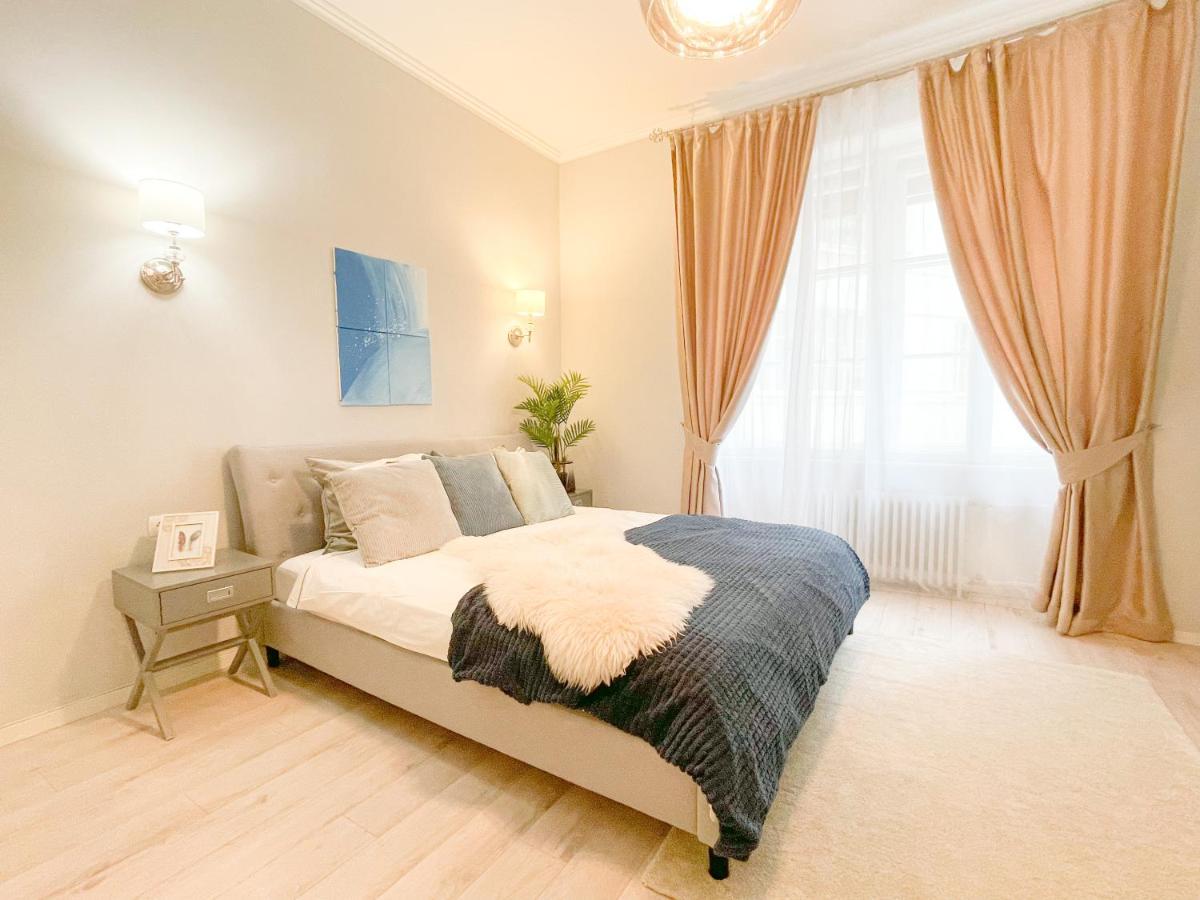 בודפשט Downtown Deak-Ferris Wheel Luxury Home מראה חיצוני תמונה